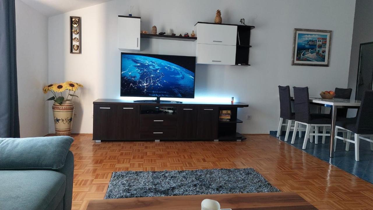 Apartment Frane Podstrana With Private Pool Экстерьер фото